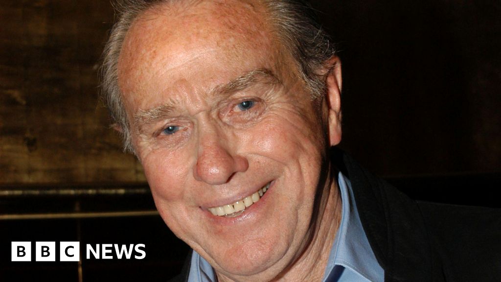 Australian television icon Terence Donovan has died in Melbourne at age 90