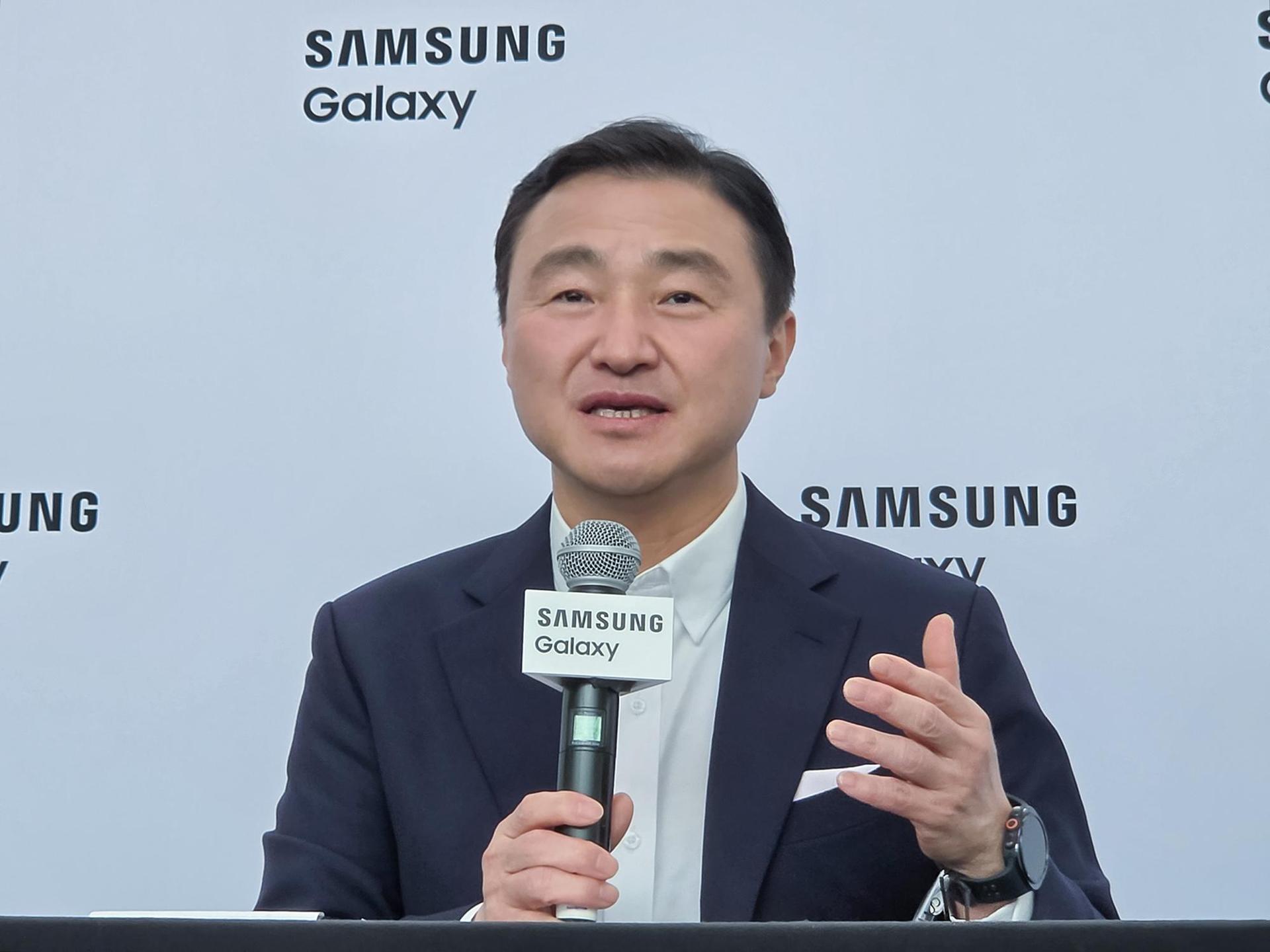 Samsung CEO explains why new Galaxy foldable phones are cheaper in Korea - The Korea Times