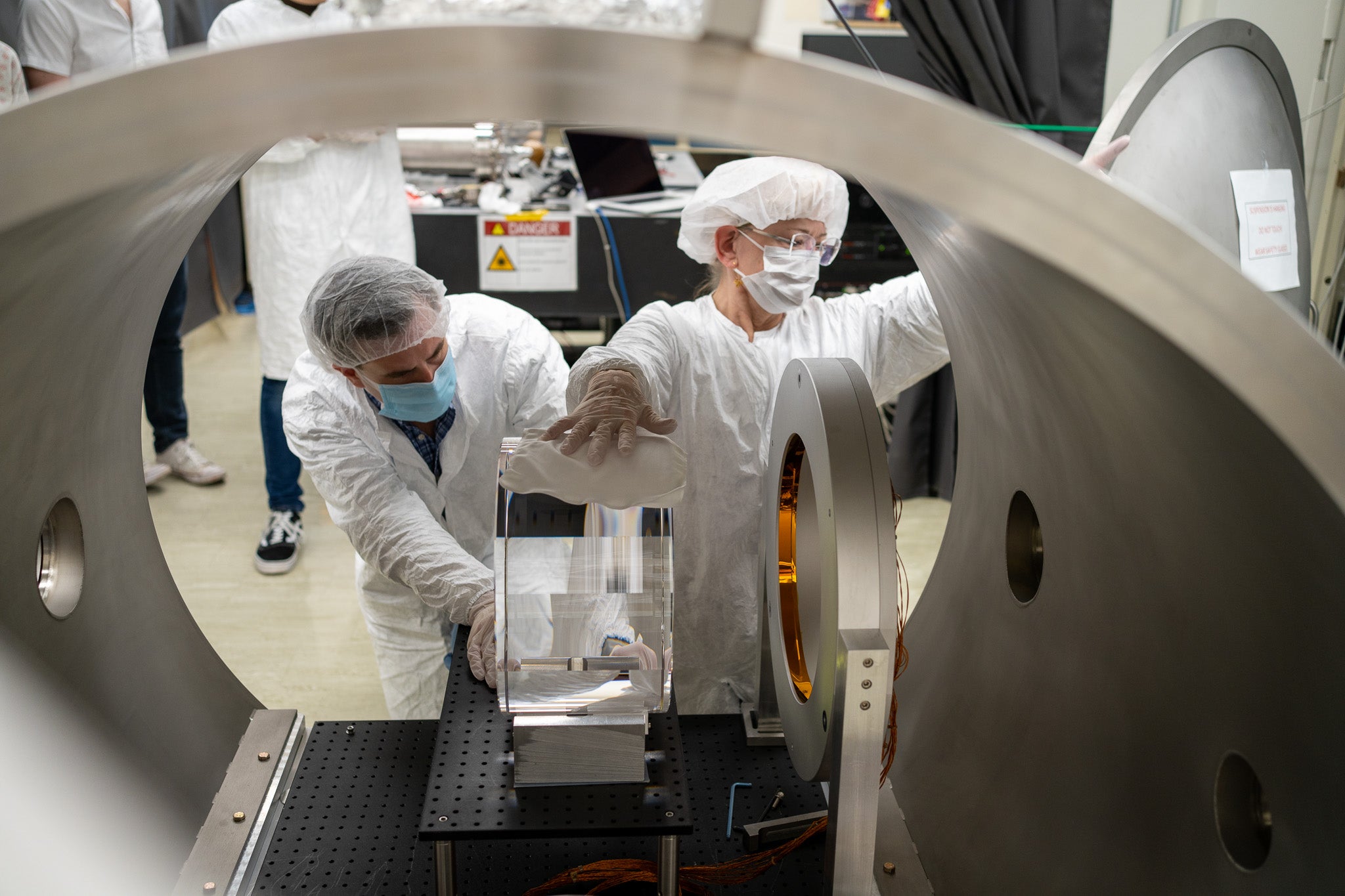 Researchers test out adaptive optics device