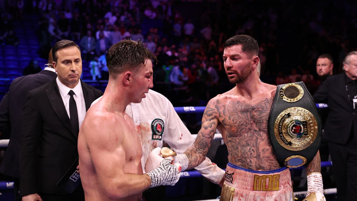 Mark Chamberlain Knocks Out Pierce O'Leary to Win IBO Title