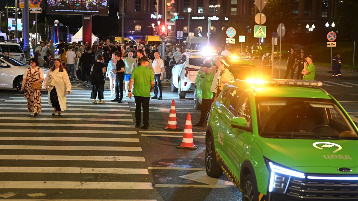 Three Killed in Moscow Restaurant Explosion After Device Detonates