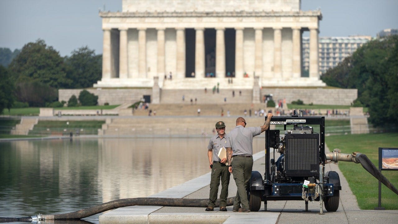 Lincoln Memorial Reflecting Pool drained for repairs after vandalism
