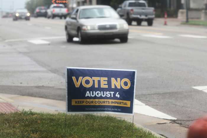 Kansas Voters Weigh Amendment on Direct Election of Supreme Court Justices