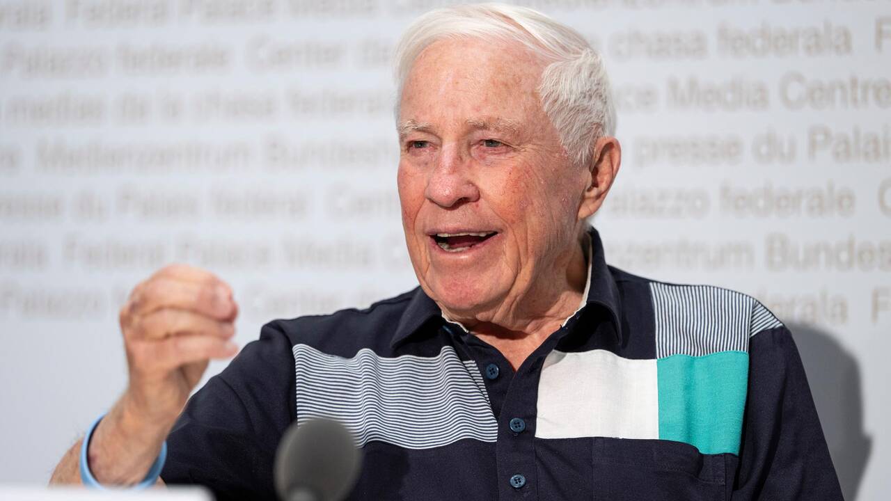 Christoph Blocher Launches Campaign for Swiss Neutrality Initiative