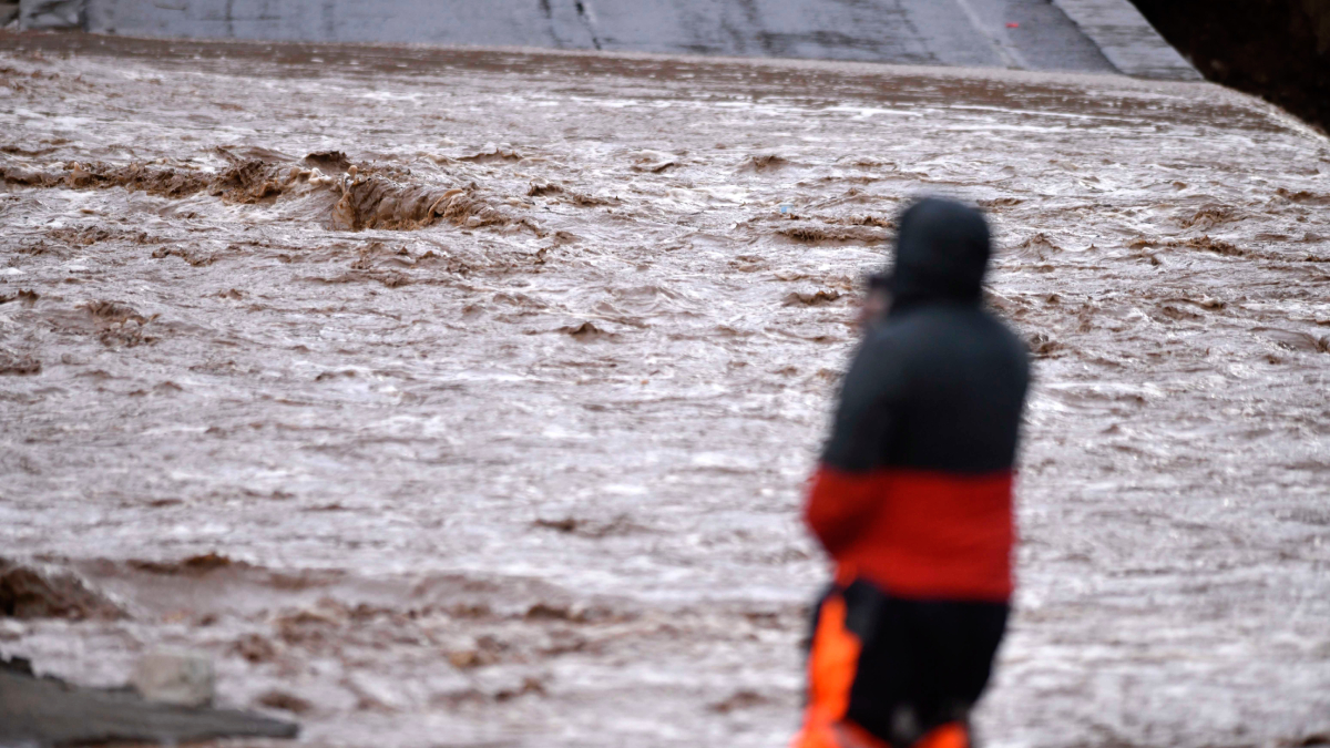 Chile Storm Forces Evacuations and Red Alerts From Maule to La Araucanía